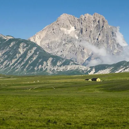 Frühstückspension Complesso Turistico Aurora - & Poggio Picenze