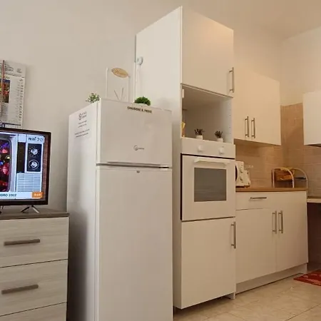 Complesso Turistico Aurora - Bed & Breakfast Poggio Picenze