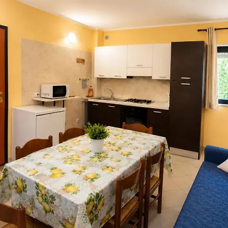 Complesso Turistico Aurora - & 3* Poggio Picenze
