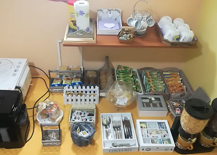 Complesso Turistico Aurora - & Poggio Picenze