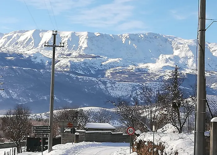 Complesso Turistico Aurora - & 4* Poggio Picenze