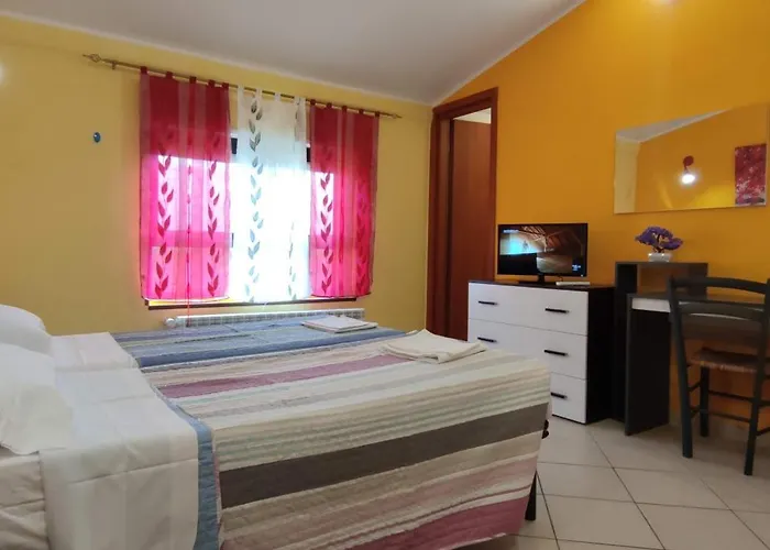 ベッド・アンド・ブレックファスト Complesso Turistico Aurora - & Poggio Picenze